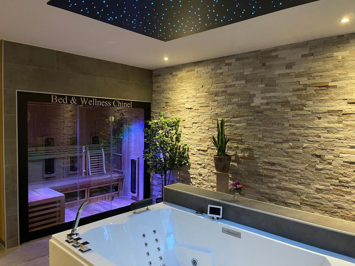 Bed & Wellness Chinel Luxe Vakantiehuis Met Sauna'S En Bubbelbad سينت انالاند المظهر الخارجي الصورة